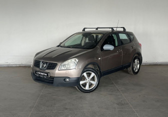 Подержанный автомобиль Nissan Qashqai 2009 года (1 фото)