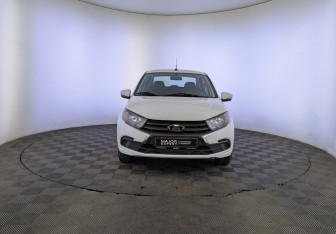 Подержанный автомобиль LADA (ВАЗ) Granta Sedan 2022 года (2 фото)