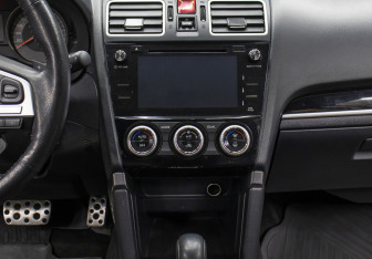 Подержанный автомобиль Subaru Forester Suv 2017 года (15 фото)