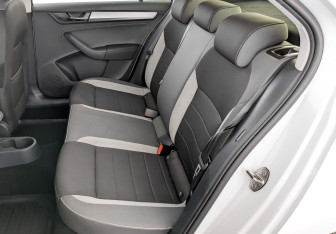 Подержанный автомобиль Skoda Rapid Liftback 2019 года (12 фото)