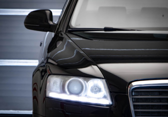 Подержанный автомобиль Audi A6 Sedan 2010 года (32 фото)