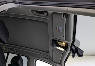 Подержанный автомобиль BMW X5 2018 года (23 фото)