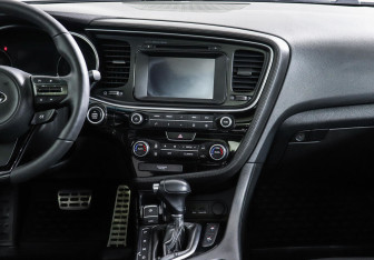 Подержанный автомобиль Kia Optima Sedan 2014 года (8 фото)