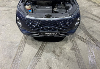 Подержанный автомобиль Omoda C5 2023 года (19 фото)