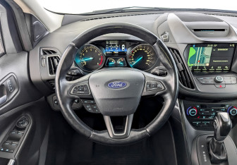 Подержанный автомобиль Ford Kuga 2019 года (22 фото)