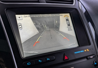 Подержанный автомобиль Ford Explorer 2019 года (28 фото)