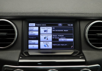 Подержанный автомобиль Land Rover Discovery 2012 года (18 фото)