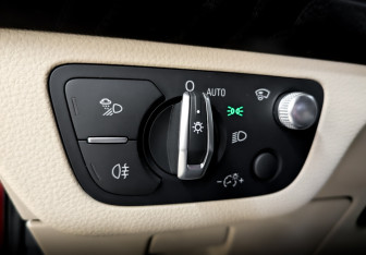 Подержанный автомобиль Audi Q5 2019 года (30 фото)