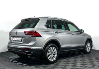 Подержанный автомобиль Volkswagen Tiguan 2021 года (5 фото)