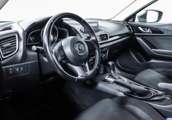 Подержанный автомобиль Mazda 3 Sedan 2014 года (8 фото)