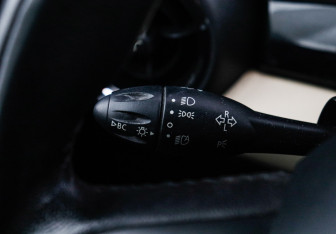 Подержанный автомобиль MINI Hatch 2013 года (13 фото)