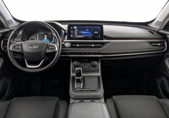 Подержанный автомобиль Chery Tiggo 8 2024 года (14 фото)