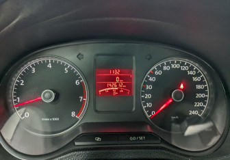 Подержанный автомобиль Volkswagen Polo Sedan 2014 года (25 фото)