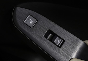 Подержанный автомобиль Haval Jolion 2024 года (17 фото)