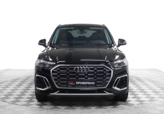 Подержанный автомобиль Audi Q5 2022 года (2 фото)