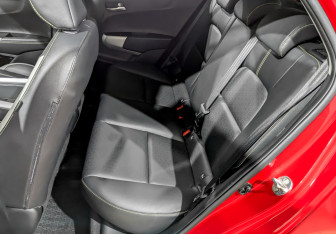 Подержанный автомобиль Kia Picanto 2022 года (12 фото)