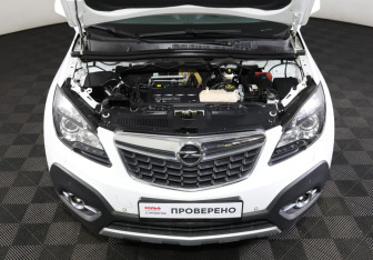 Подержанный автомобиль Opel Mokka 2014 года (9 фото)