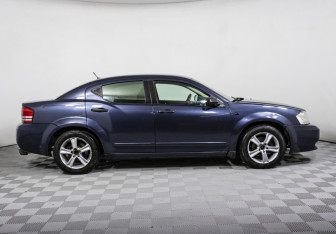 Подержанный автомобиль Dodge Avenger Sedan 2007 года (4 фото)