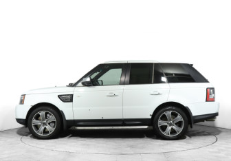 Подержанный автомобиль Land Rover Range Rover Sport 2012 года (8 фото)
