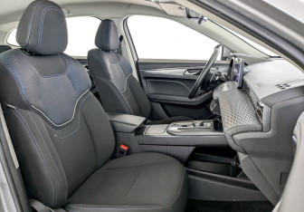 Подержанный автомобиль Haval Jolion 2023 года (23 фото)