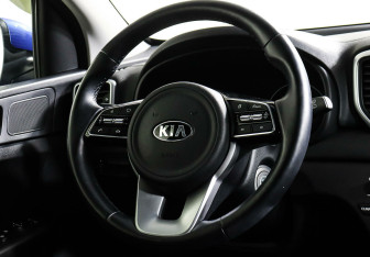 Подержанный автомобиль Kia Sportage 2020 года (9 фото)