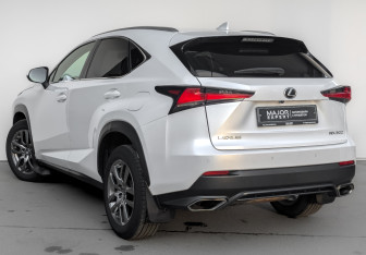 Подержанный автомобиль Lexus NX 2019 года (7 фото)