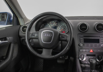 Подержанный автомобиль Audi A3 Hatchback 2007 года (15 фото)