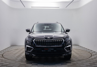 Подержанный автомобиль Skoda Kodiaq 2023 года (2 фото)