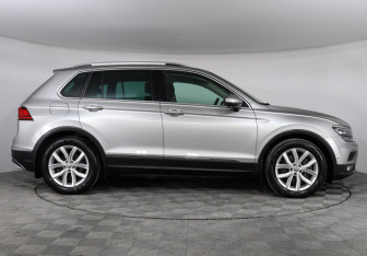 Подержанный автомобиль Volkswagen Tiguan 2017 года (4 фото)