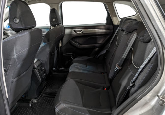 Подержанный автомобиль Haval Jolion 2022 года (16 фото)