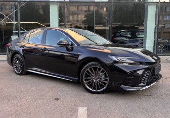 Новый Toyota Camry Sedan 2025 (7 фото)