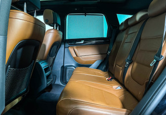 Подержанный автомобиль Volkswagen Touareg 2014 года (10 фото)