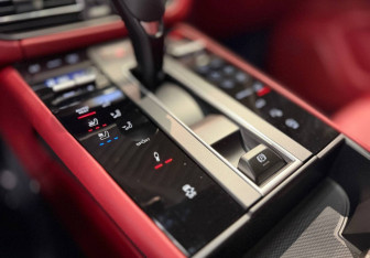 Новый Porsche Macan 2025 (9 фото)