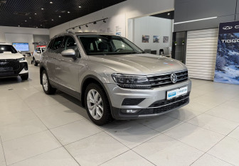 Подержанный автомобиль Volkswagen Tiguan 2019 года (3 фото)