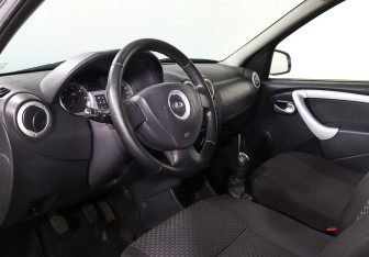 Подержанный автомобиль LADA (ВАЗ) Largus Wagon 2014 года (9 фото)