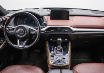 Подержанный автомобиль Mazda CX-9 2019 года (14 фото)