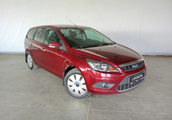 Подержанный автомобиль Ford Focus Wagon 2008 года (3 фото)