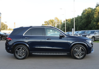 Подержанный автомобиль Mercedes-Benz GLE 2019 года (4 фото)