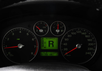 Подержанный автомобиль Ford Focus Hatchback 2006 года (7 фото)