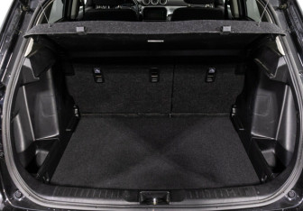 Подержанный автомобиль Suzuki Vitara 2020 года (15 фото)