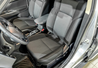 Подержанный автомобиль Mitsubishi Outlander 2020 года (20 фото)