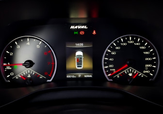 Подержанный автомобиль Haval Jolion 2023 года (12 фото)