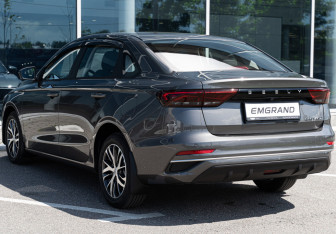 Новый Geely Emgrand 2024 (4 фото)