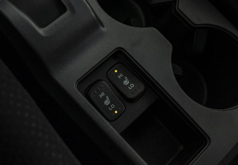 Подержанный автомобиль Honda CR-V 2008 года (15 фото)