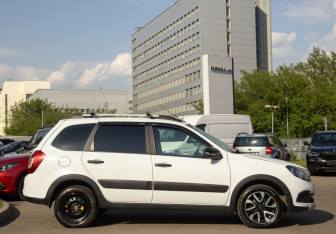 Подержанный автомобиль LADA (ВАЗ) Granta Wagon 2024 года (3 фото)