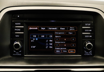 Подержанный автомобиль Mazda CX-5 2014 года (11 фото)