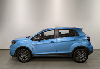 Подержанный автомобиль LIVAN X3Pro 2023 года (8 фото)