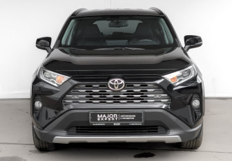 Подержанный автомобиль Toyota RAV4 2020 года (2 фото)