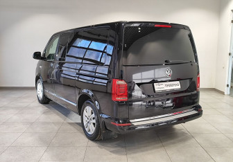Подержанный автомобиль Volkswagen Multivan 2019 года (7 фото)