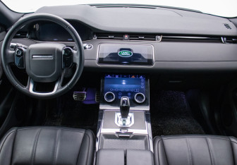 Подержанный автомобиль Land Rover Range Rover Evoque 2021 года (13 фото)